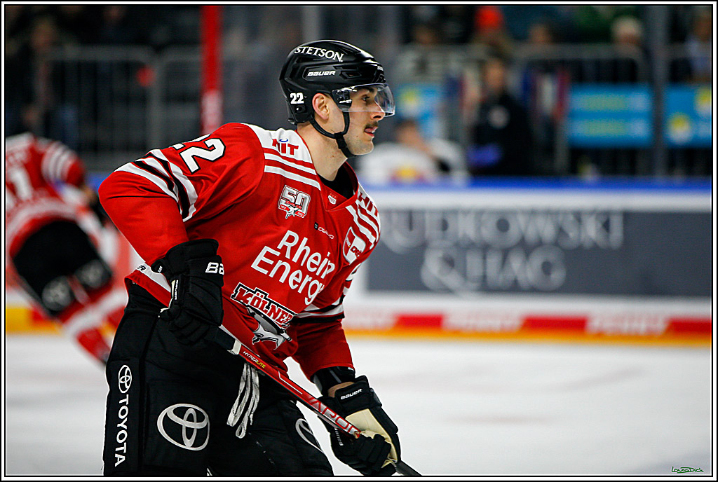 PENNY DEL; Koelner Haie- Red BUll Muenchen; Koeln, 08.11.2022